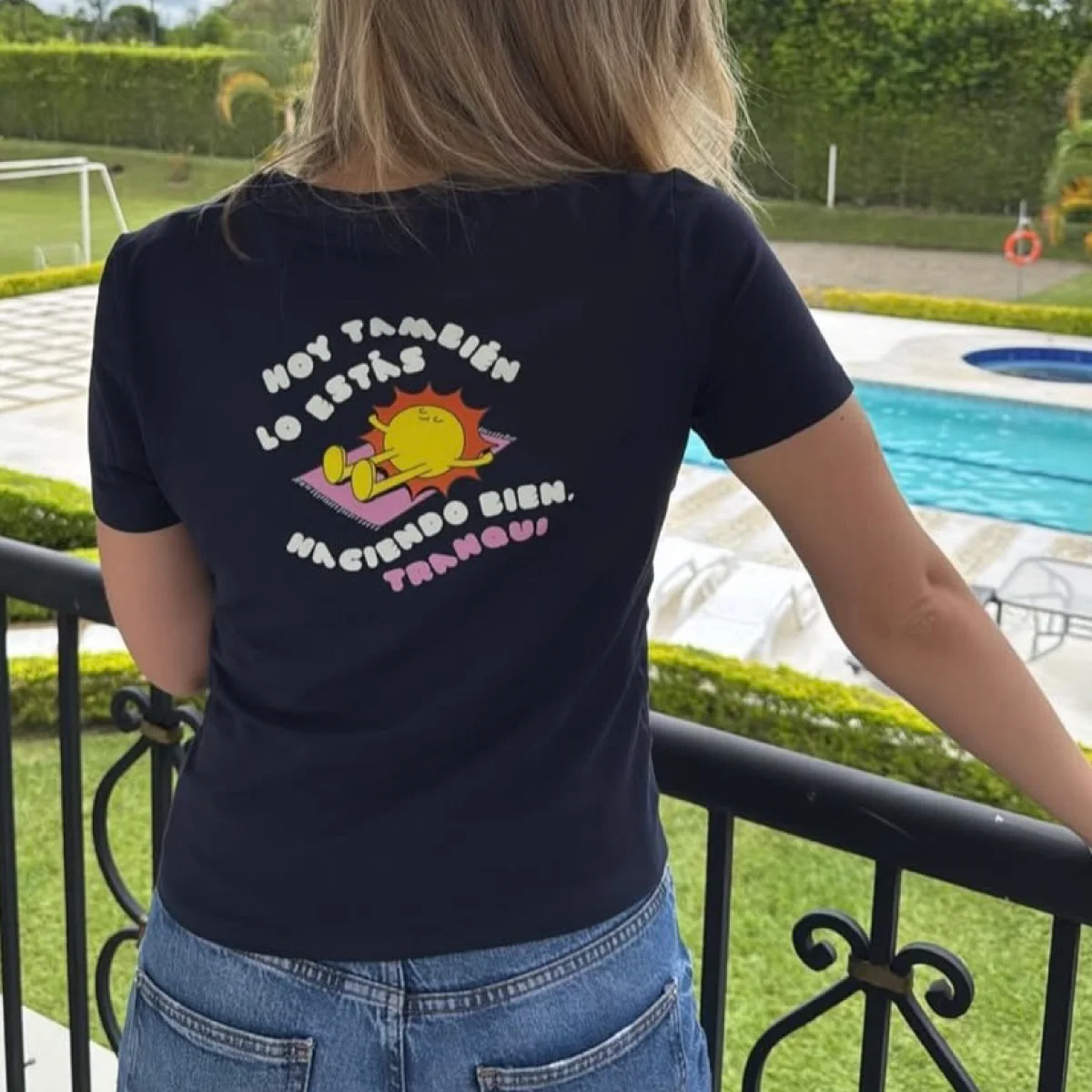 Camiseta Negra Lo estás haciendo bien